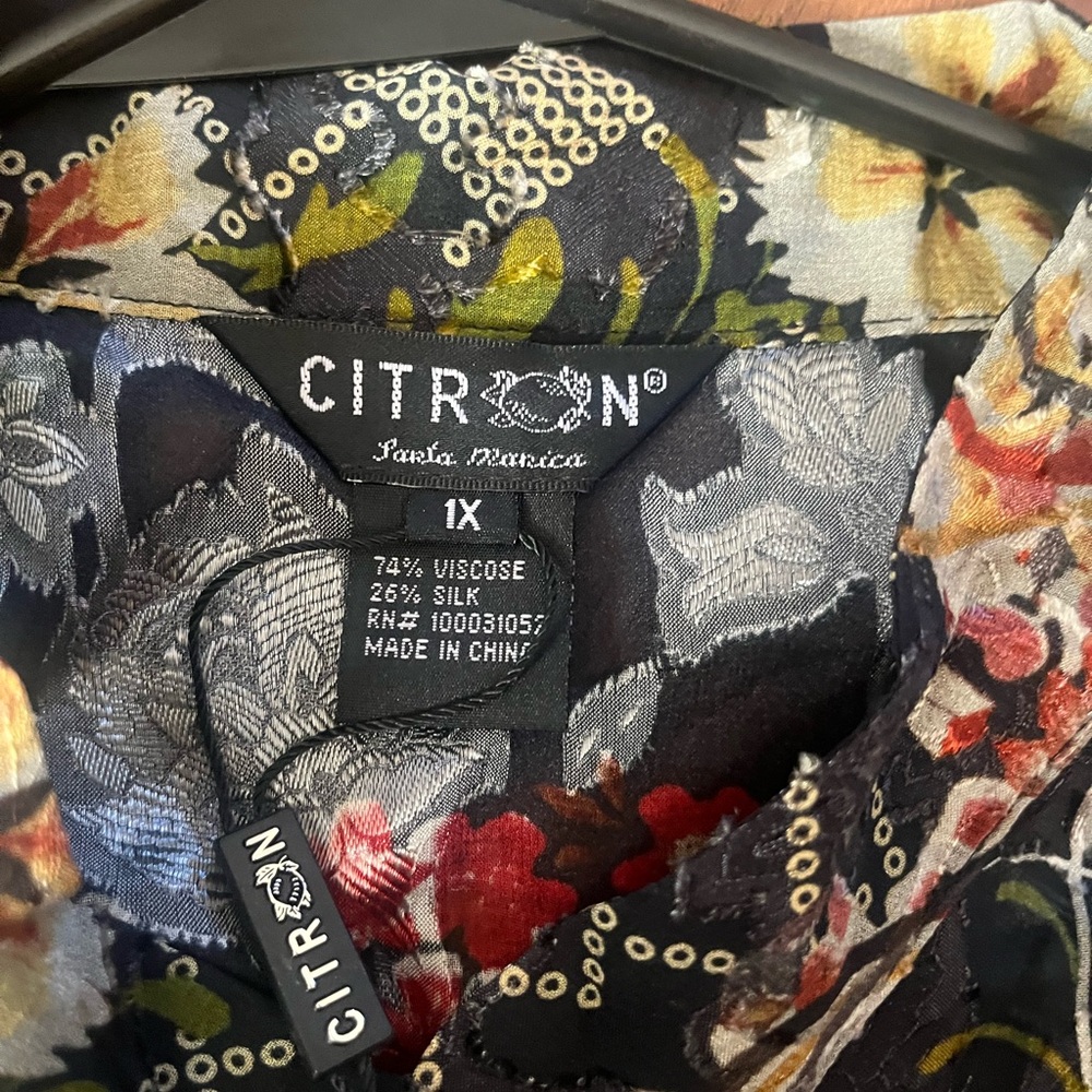 Citron Black and Red Floral Silk Blouse - Picture 7 of 7